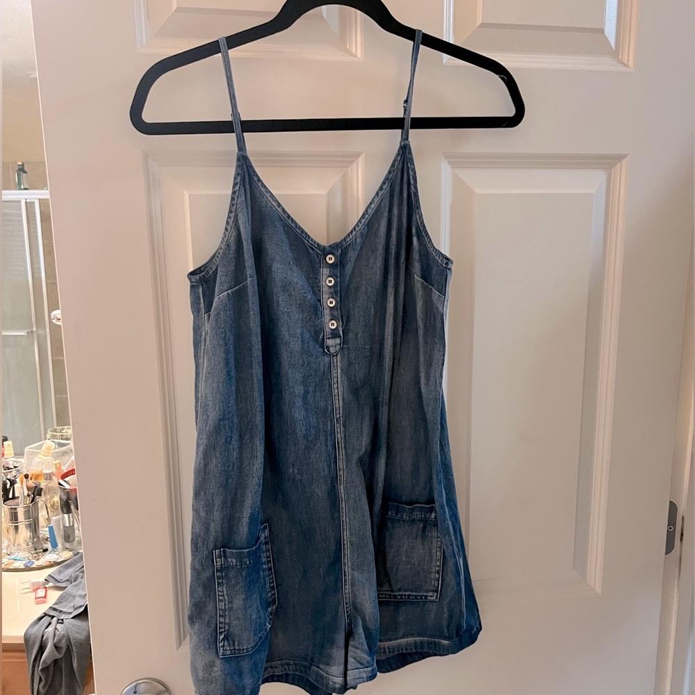Loveriche Shorts Tank Button Up Jumper Romper Women Lightweight Denim Pockets M